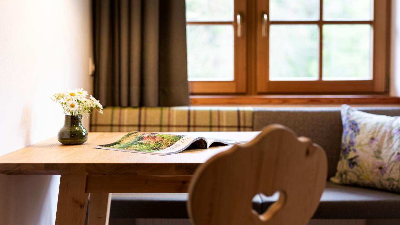 Natura Boutique Chalet Wellness SPA Dobbiaco Extérieur photo